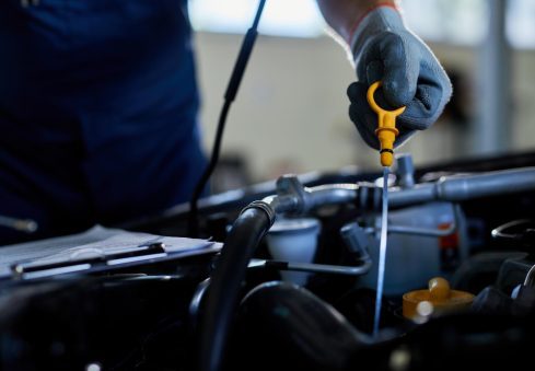 Why Timely Oil Changes Save Money on Repairs